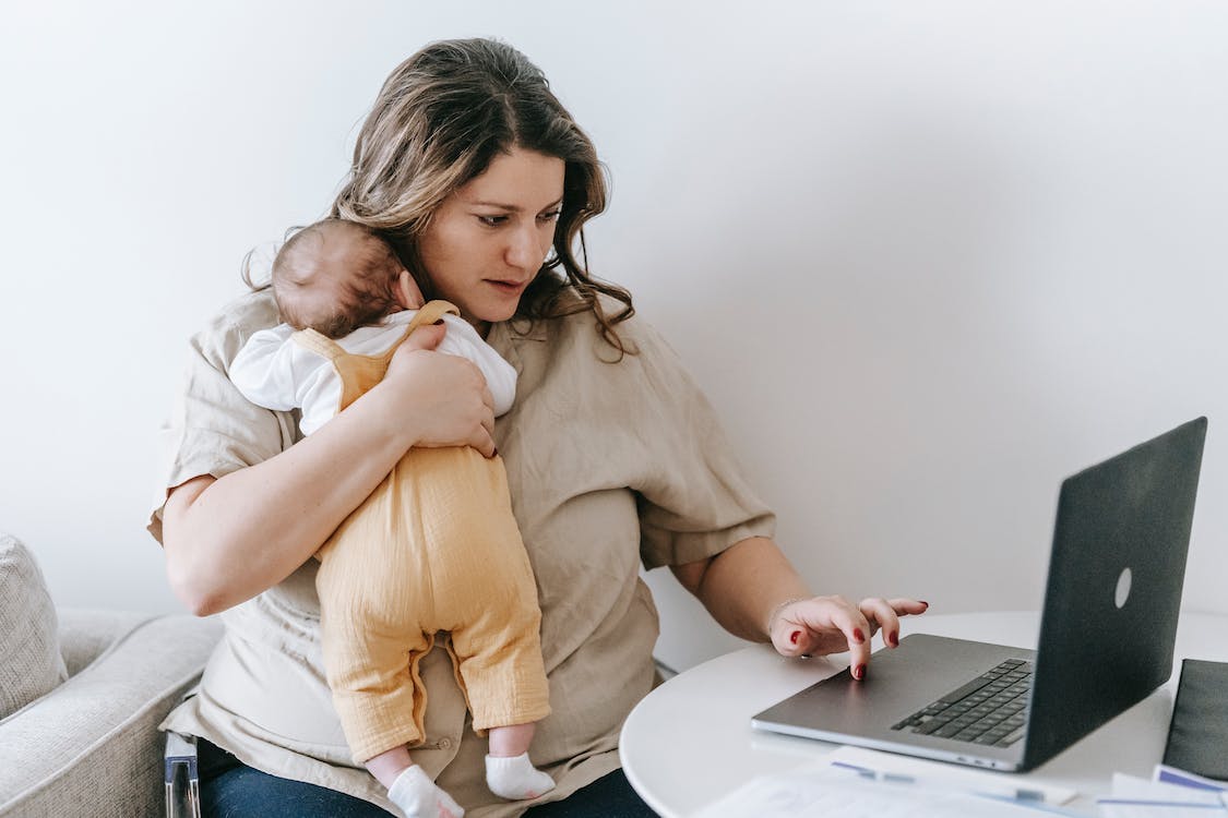 I'm excited to guide you through the multifaceted journey of transitioning from diapers to designer bags, exploring the profound changes in lifestyle that follow the arrival of a baby.
