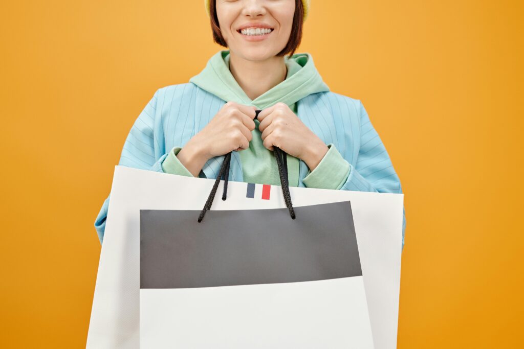 Dropshipping vs. E-commerce